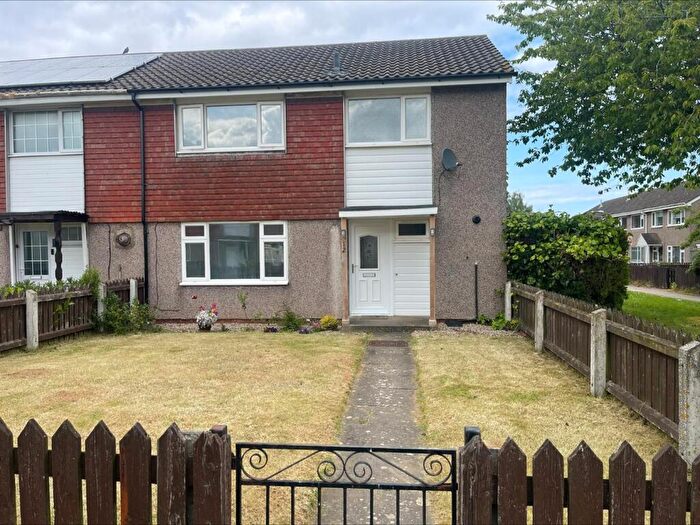 3 Bedroom Terraced House To Rent In Bader Close, Grimsby, DN37
