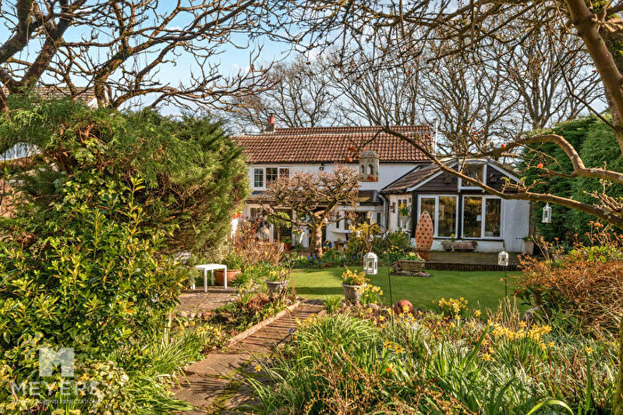 3 Bedroom Detached House For Sale In Award Road, Wimborne, BH21