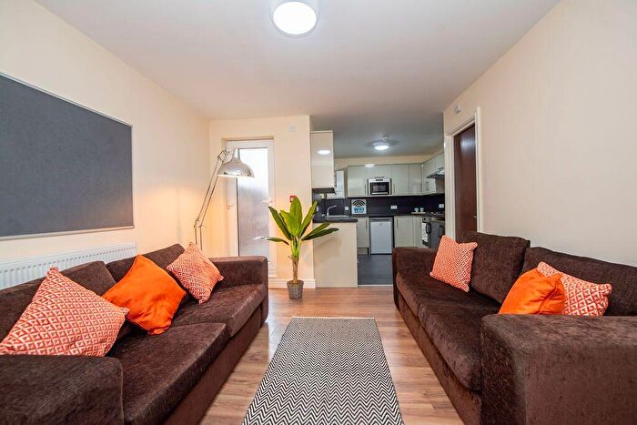 5 Bedroom Terraced House To Rent In Albert Edward Road, Liverpool, L7