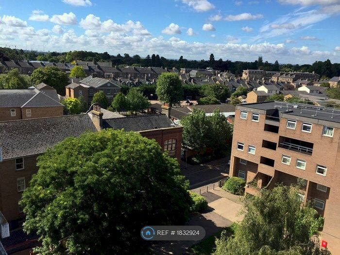 2 Bedroom Flat To Rent In Hanover Court, Cambridge, CB2
