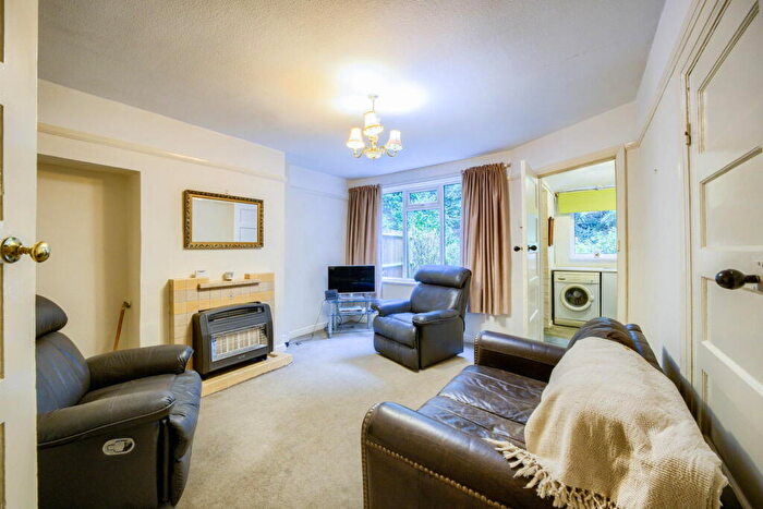 3 Bedroom Terraced House For Sale In Hilldrop Grove, Birmingham, B17