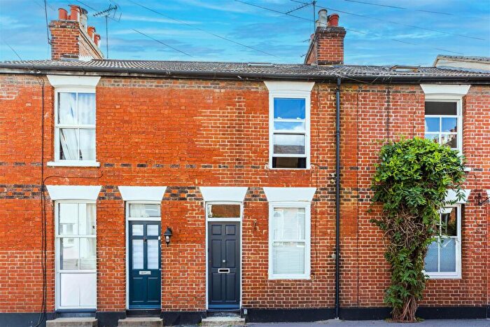 2 Bedroom Terraced House For Sale In Bardwell Road, St. Albans, AL1