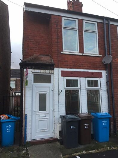 2 Bedroom End Of Terrace House To Rent In Essex Street, Hull, HU4