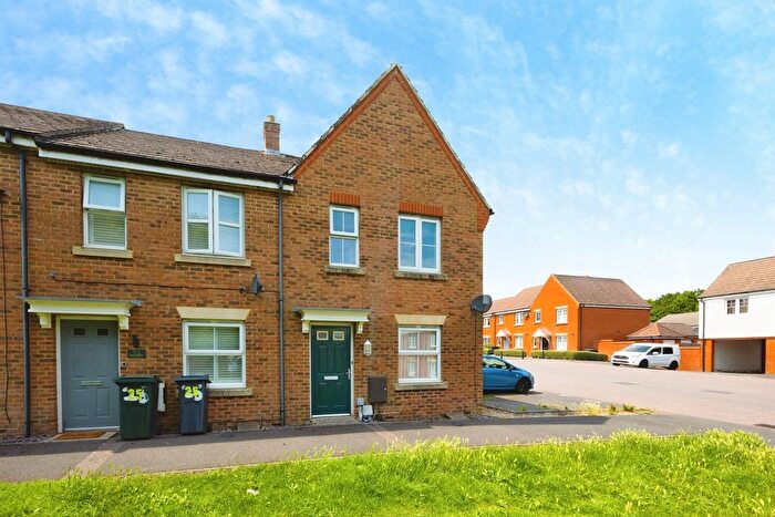 2 Bedroom End Terrace House For Sale In Tunbridge Way, Ashford, TN23