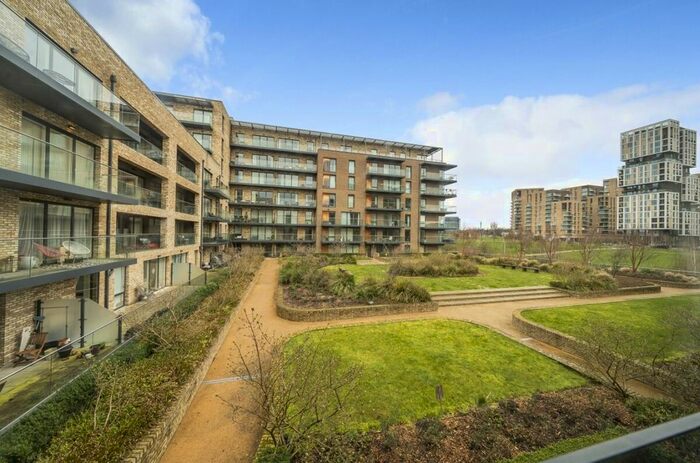 2 Bedroom Flat For Sale In Tizzard Grove, London, SE3