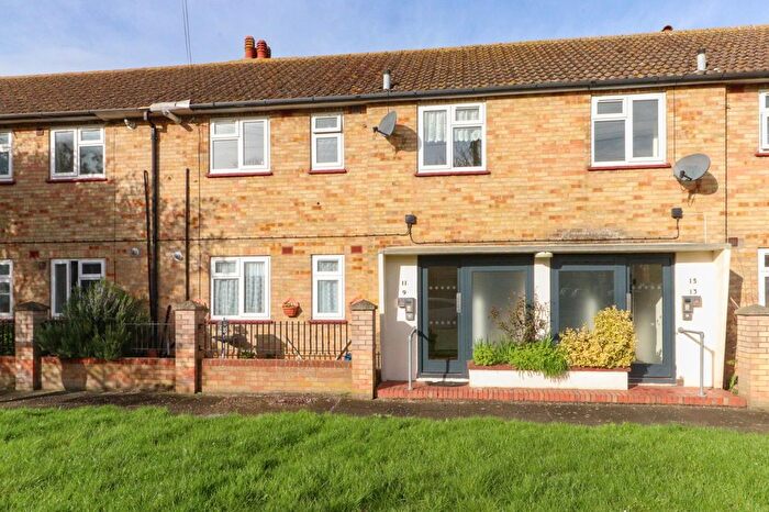 1 Bedroom Flat For Sale In Edinburgh Road, Margate, Kent, CT9