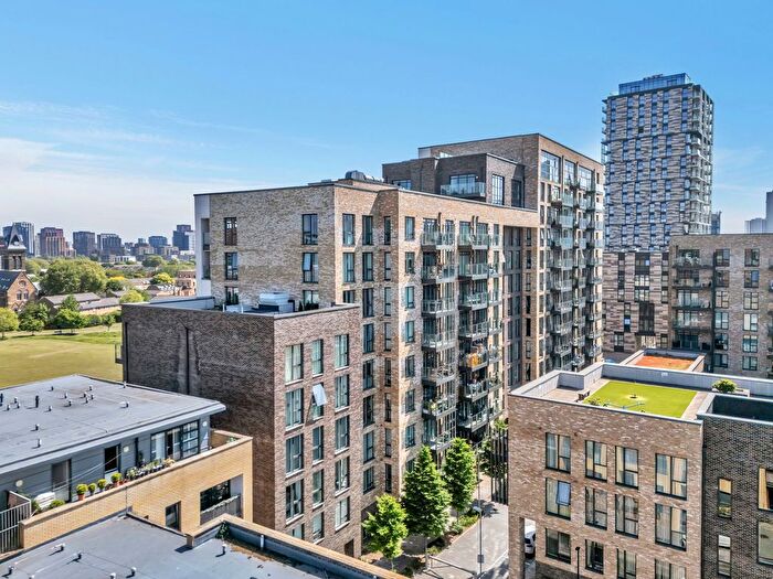 1 Bedroom Flat For Sale In Chorley Court, Poplar, E14