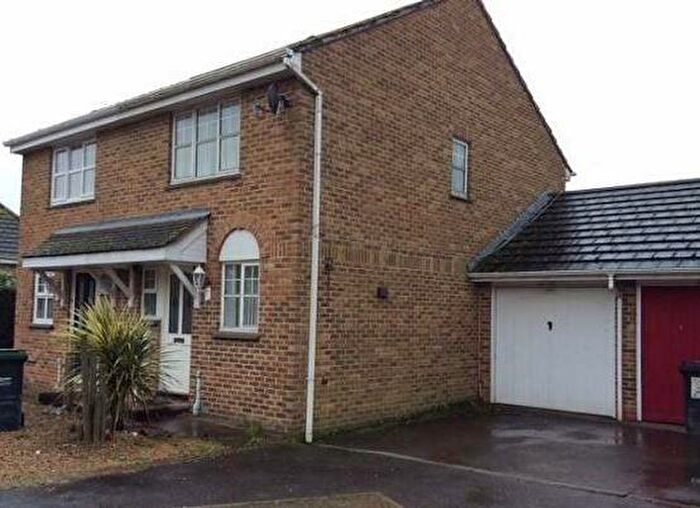 2 Bedroom Semi-Detached House To Rent In Phoenix Drive, Wateringbury, ME18