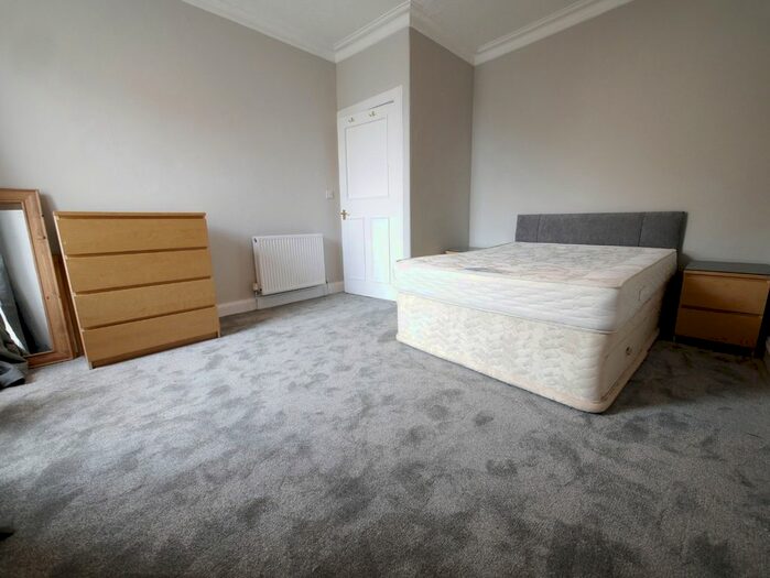 1 Bedroom Flat To Rent In Caledonian Crescent, Dalry, Edinburgh, EH11