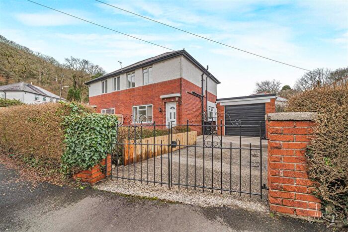 3 Bedroom Semi Detached House For Sale In Maes Y Deri, Cilfrew, Neath, SA10