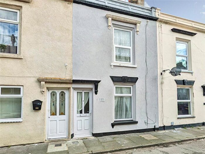 3 Bedroom Terraced House To Rent In Acorn Street, Sheerness, Kent, ME12