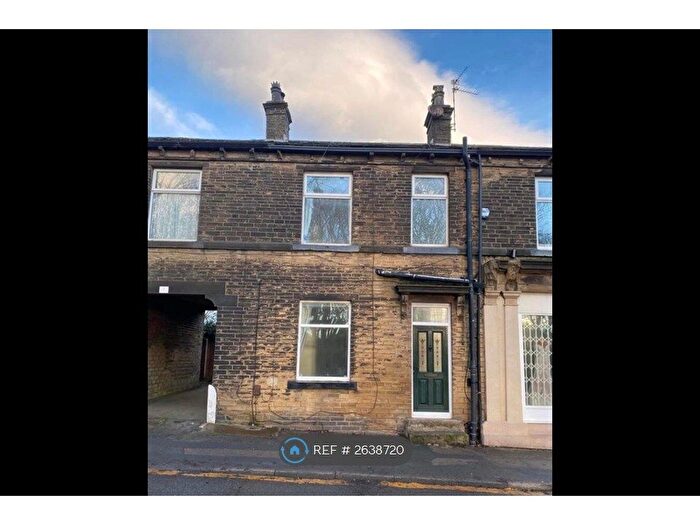2 Bedroom Terraced House To Rent In Calder Banks, Queensbury, Bradford, BD13