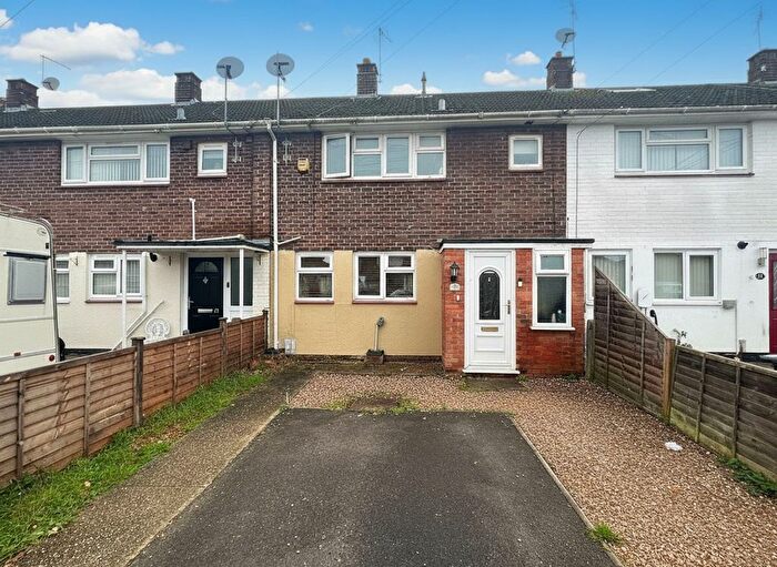 3 Bedroom Terraced House For Sale In Elm Crescent, Hythe, SO45