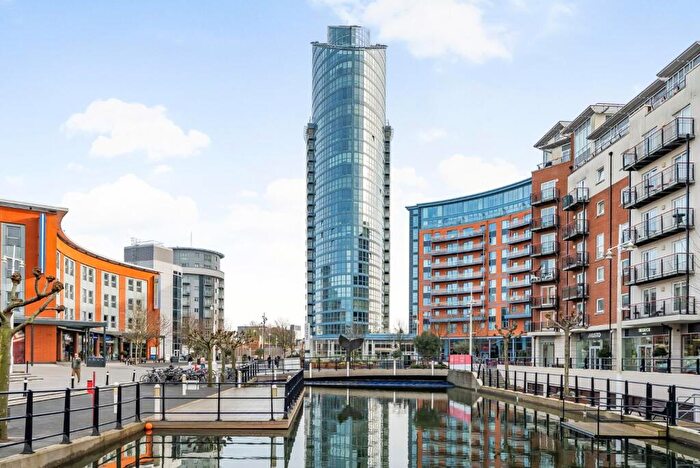 3 Bedroom Flat For Sale In Gunwharf Quays, Portsmouth, PO1