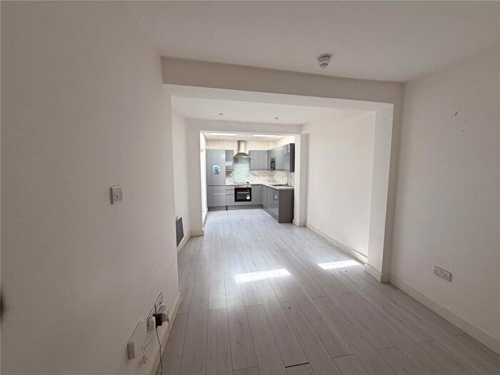 2 Bedroom Apartment To Rent In Harrow Road, London, NW10