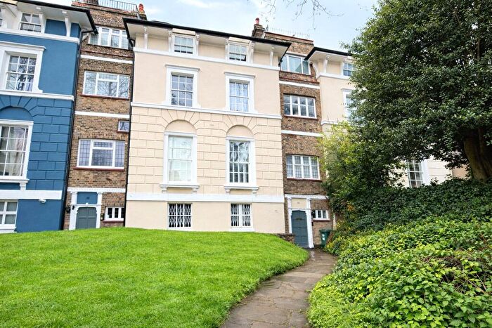 2 Bedroom Terraced House For Sale In Lee Terrace, London, SE3