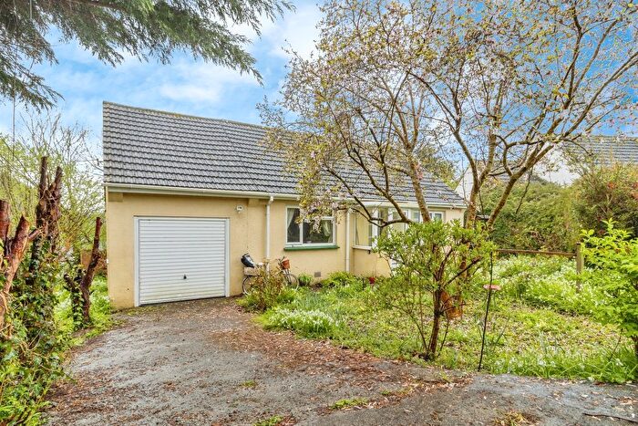 3 Bedroom Detached Bungalow For Sale In Coombesend Road, Kingsteignton, Newton Abbot, TQ12