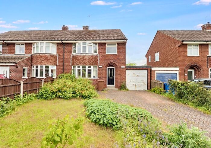 3 Bedroom Semi-detached House For Sale In Blenheim Drive, Allestree, Derby, Derbyshire, DE22