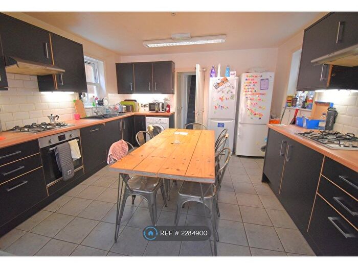 7 Bedroom Semi-Detached House To Rent In Granby Gardens, Reading, RG1