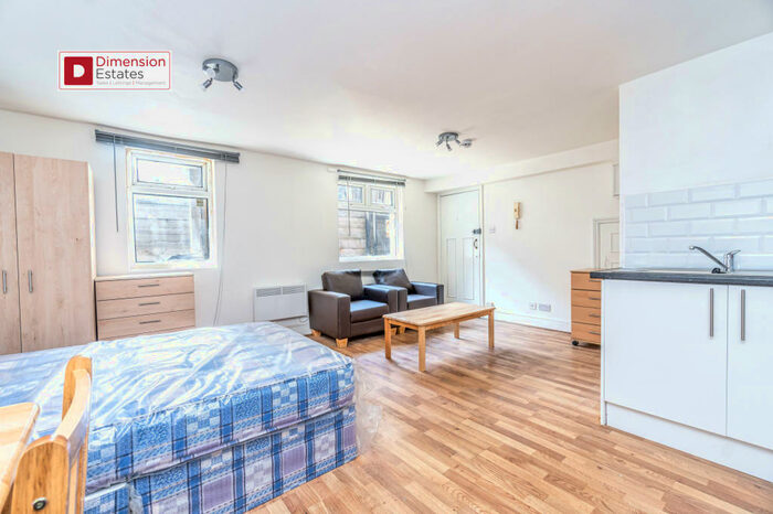 Studio To Rent In Rockville Court, Brooke Road, London, E5