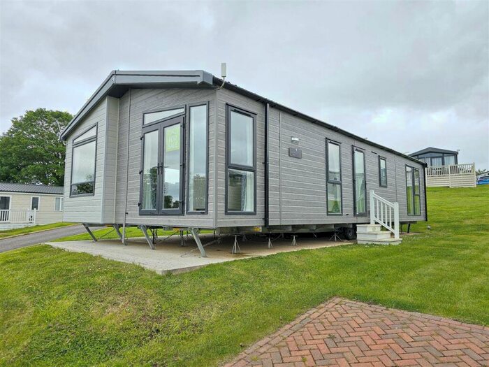 3 Bedroom Park Home For Sale In Hewas Water, St. Austell, PL26
