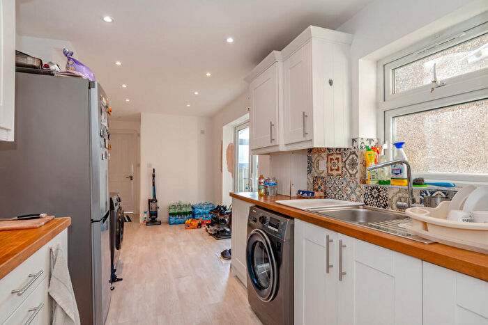 3 Bedroom Terraced House For Sale In London Road, Grays, RM20