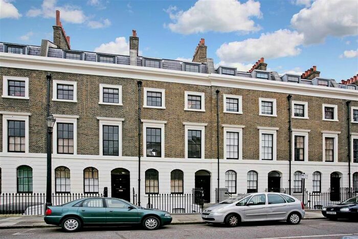 2 Bedroom Flat To Rent In Trinity Church Square, London, SE1