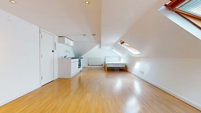 Studio To Rent In Hillfield Road, London, NW6
