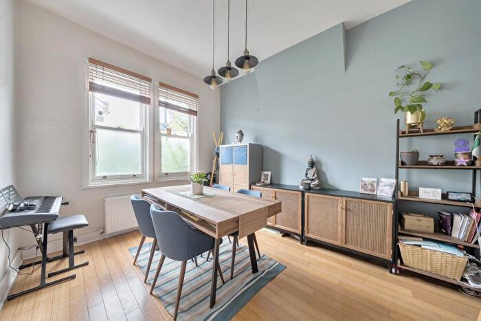 3 Bedroom House For Sale In Ennersdale Road, London, SE13