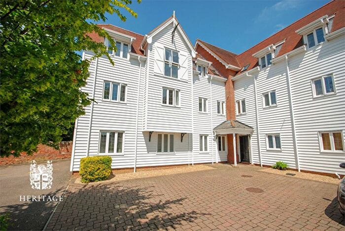 2 Bedroom Flat To Rent In Kings Acre, Coggeshall, CO6