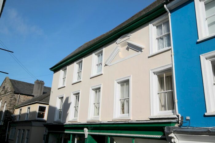 1 Bedroom Flat To Rent In Lower Market Street, Penryn TR10