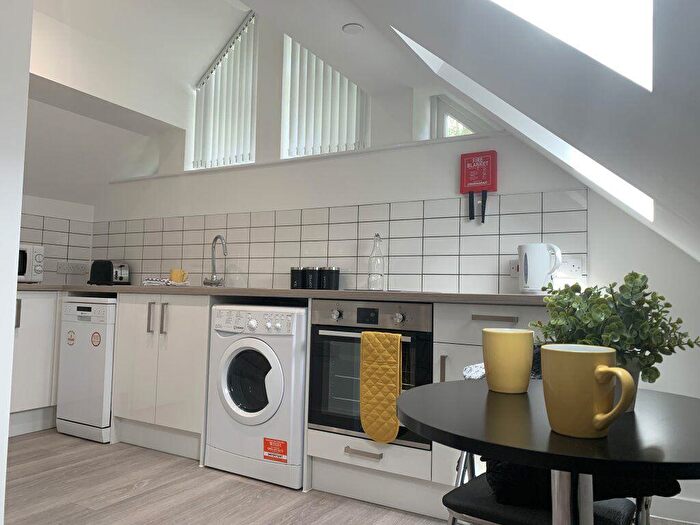 Studio To Rent In Queningate Mews -, CT1