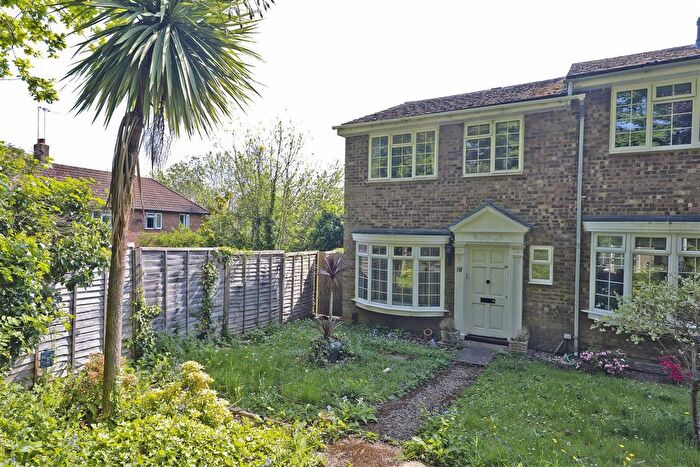 3 Bedroom End Of Terrace House For Sale In Silverbirch Close, Ickenham, UB10
