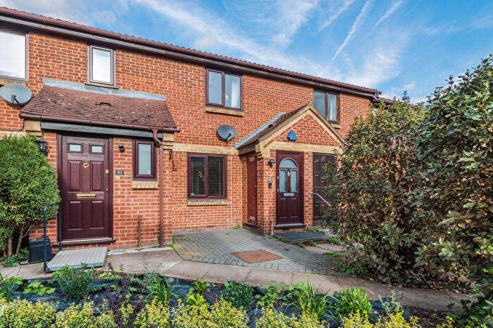2 Bedroom Terraced House For Sale In Rosethorn Close, Balham., SW12