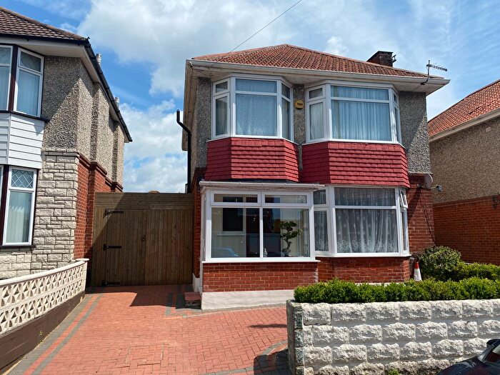 4 Bedroom Detached House For Sale In Morrison Avenue, Parkstone, BH12