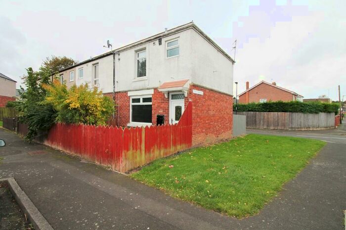 2 Bedroom End Of Terrace House To Rent In Tyne Gardens, Concord, Washington, NE37