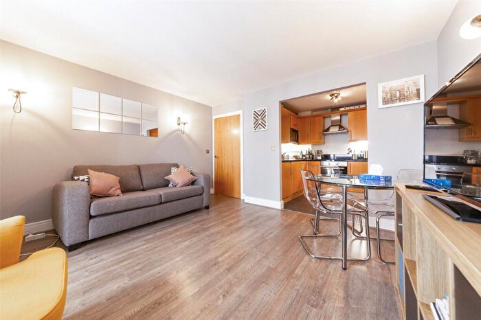 2 Bedroom Apartment To Rent In Constable House, Cassilis Road, London, E14