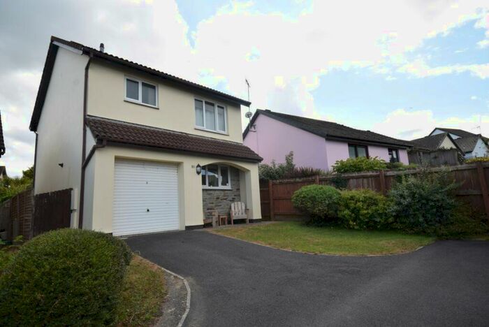 3 Bedroom House To Rent In Lane Field Road, Bideford, EX39