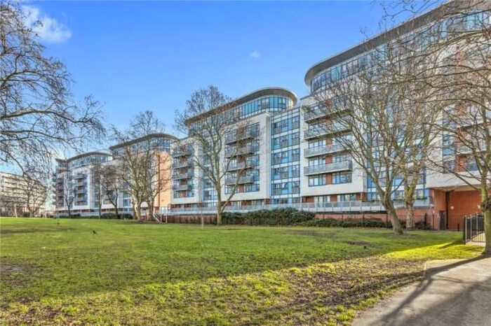 2 Bedroom Flat To Rent In Meath Crescent, London, E2