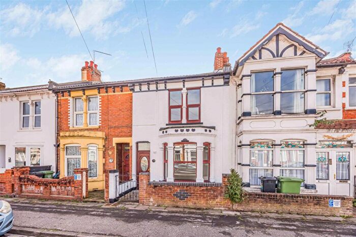 3 Bedroom Terraced House For Sale In Powerscourt Road, Portsmouth, PO2