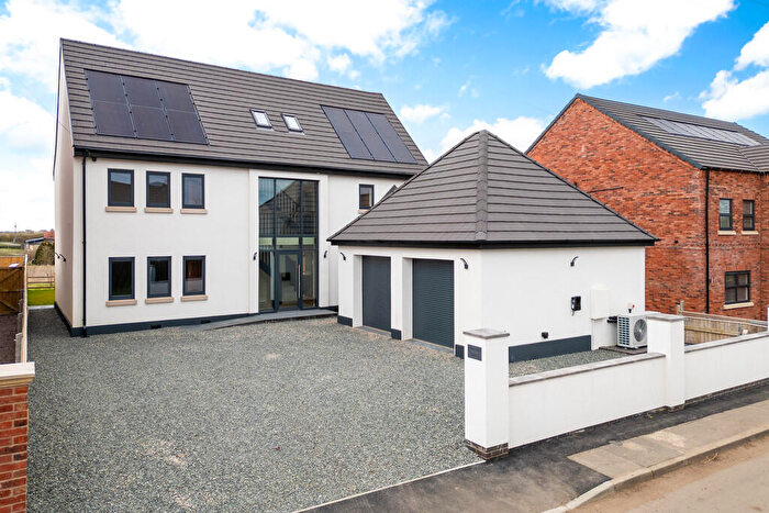 5 Bedroom Detached House For Sale In North End Lane, South Kelsey, LN7