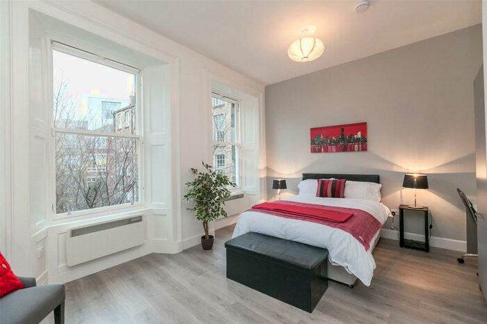 1 Bedroom Property To Rent In Lothian Street, Edinburgh, EH1