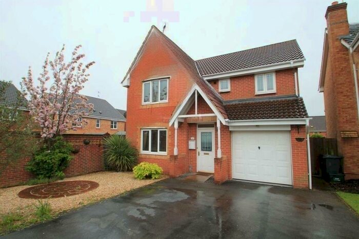 4 Bedroom Detached House To Rent In Green Approach, NG4