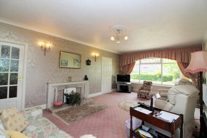 3 Bedroom Smallholding For Sale In Patrington Road, Holmpton, Withernsea, East Yorkshire, HU19