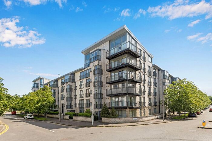 2 Bedroom Flat For Sale In / Waterfront Park, Granton, Edinburgh, EH5