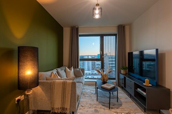 1 Bedroom Flat To Rent In Flat, Rockingham Street, Sheffield, S1