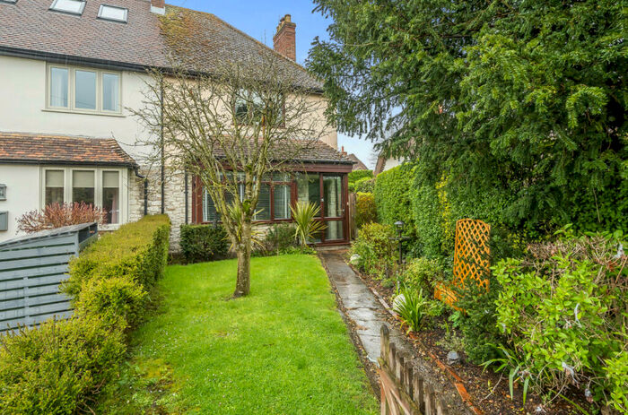 3 Bedroom End Of Terrace House For Sale In Broad Street, Uffington, Faringdon, Oxfordshire, SN7