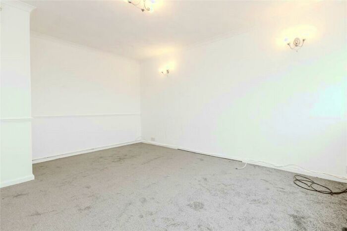 3 Bedroom Terraced House To Rent In Witcombe, Yate, Bristol, BS37