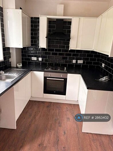 3 Bedroom Terraced House To Rent In Woolley Wood Road, Sheffield, S5