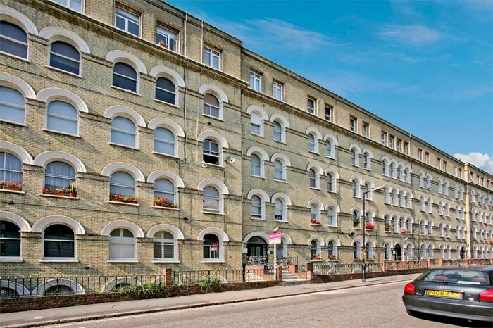 3 Bedroom Flat To Rent In Bath Terrace, Borough, SE1